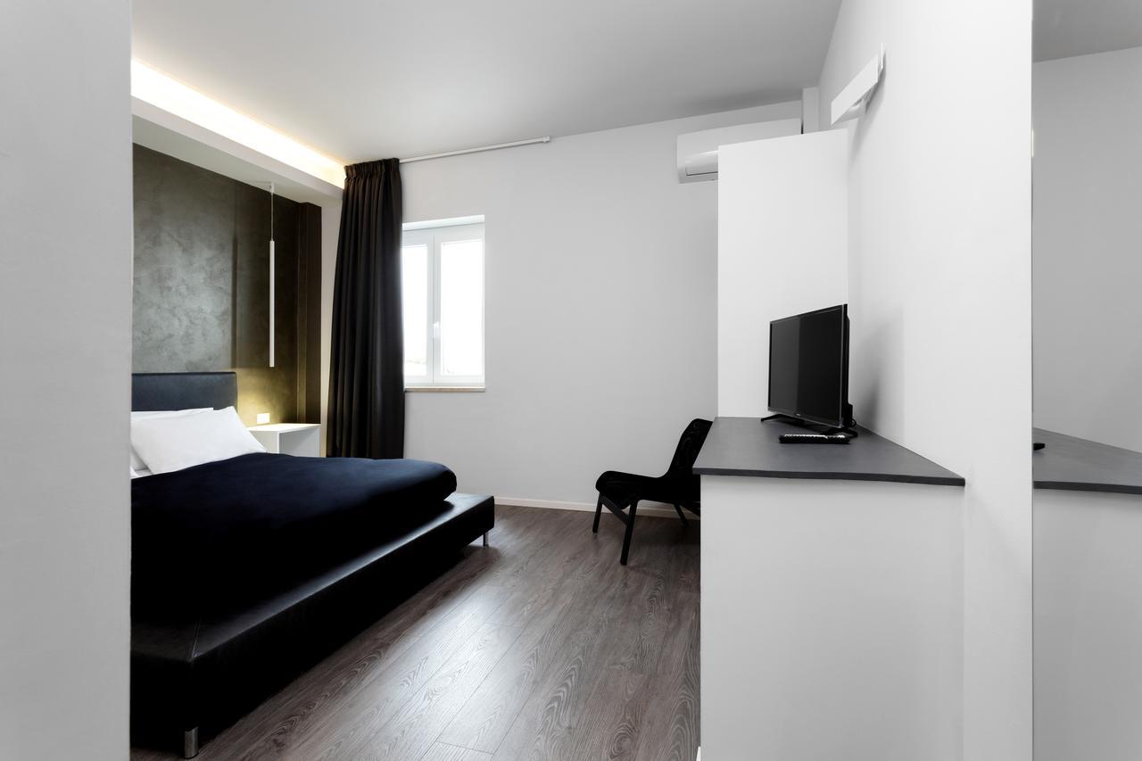 Minimal Rooms Gallipoli Exterior photo